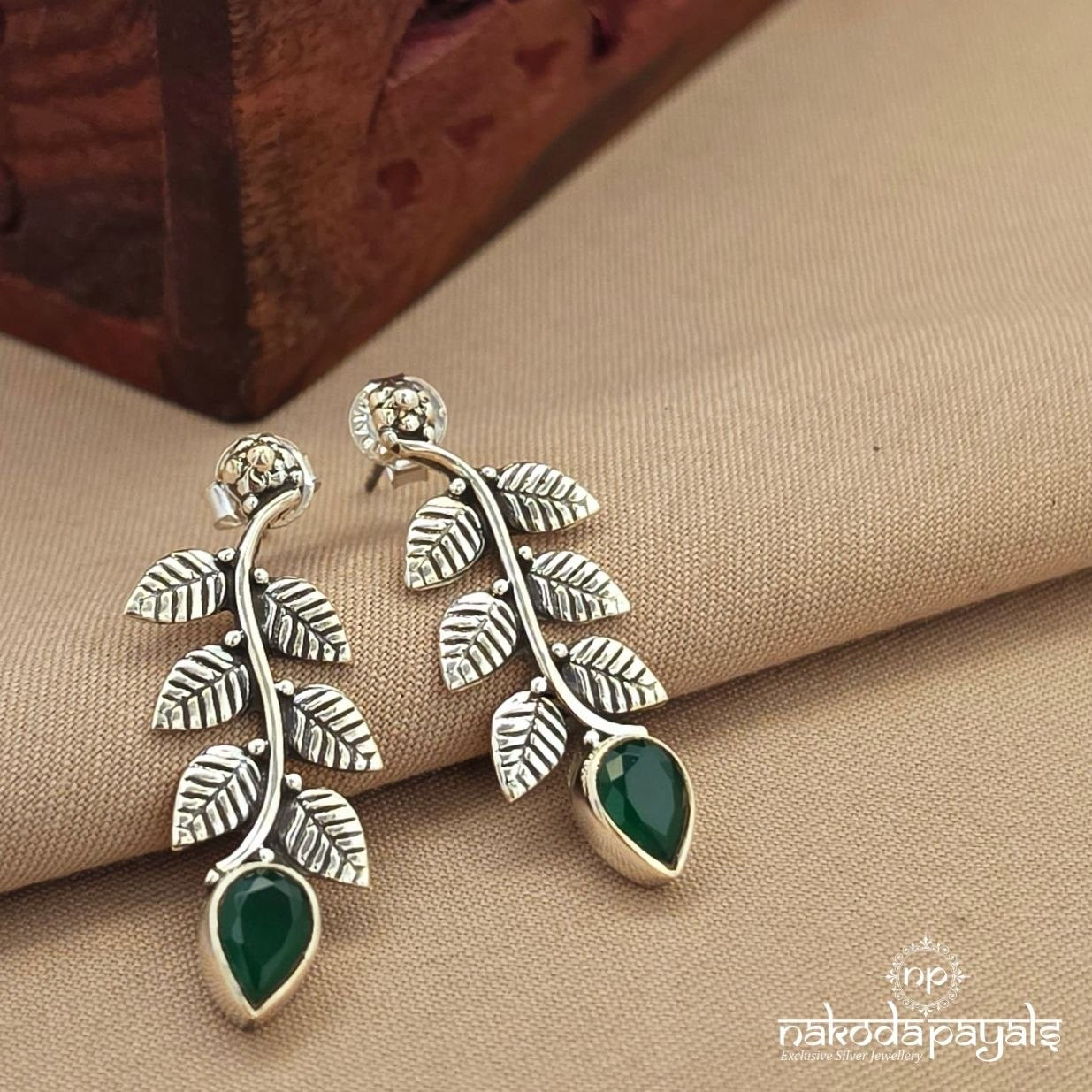 Green Leafy Studs (S4144)