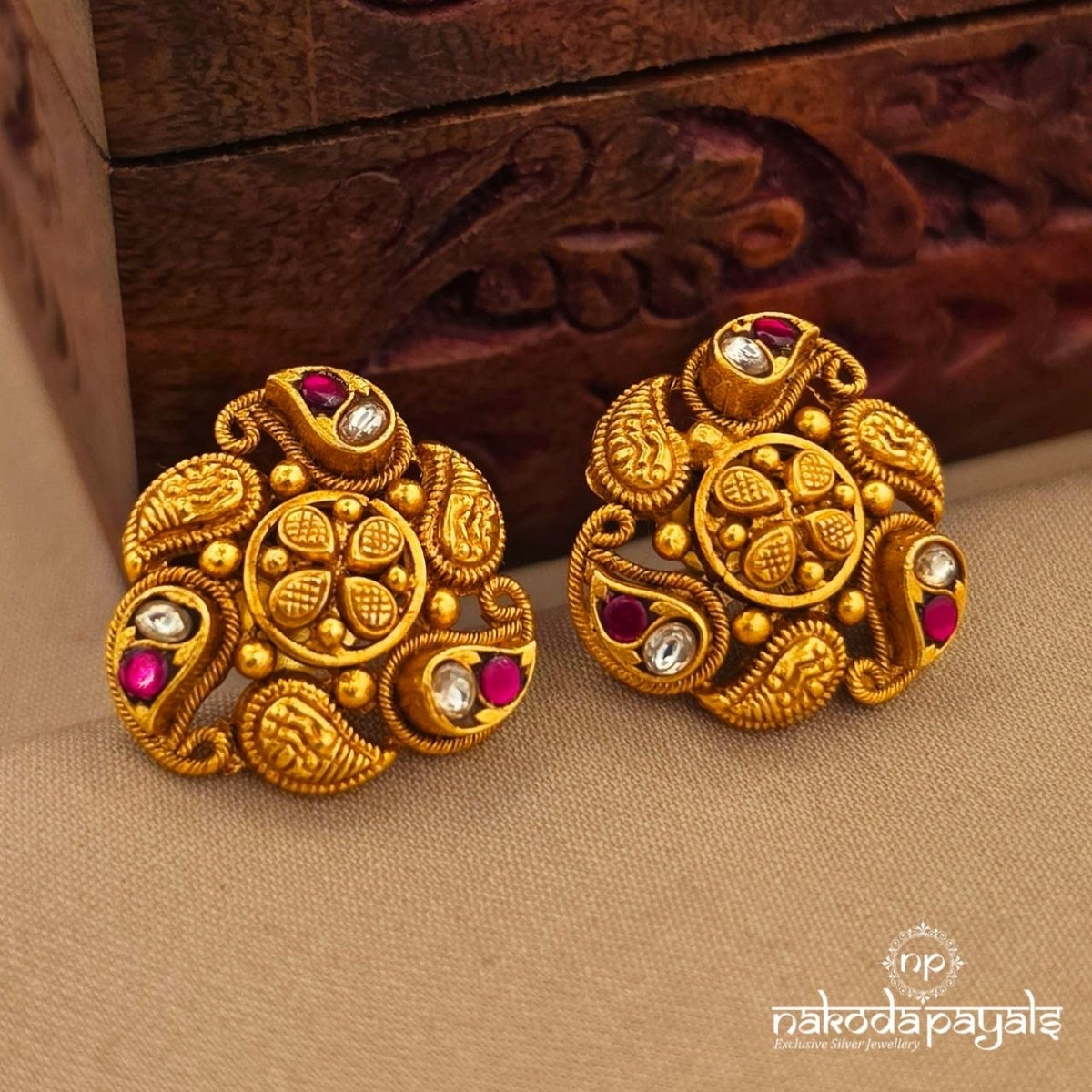 Kundan Mango Studs (Ge11256)