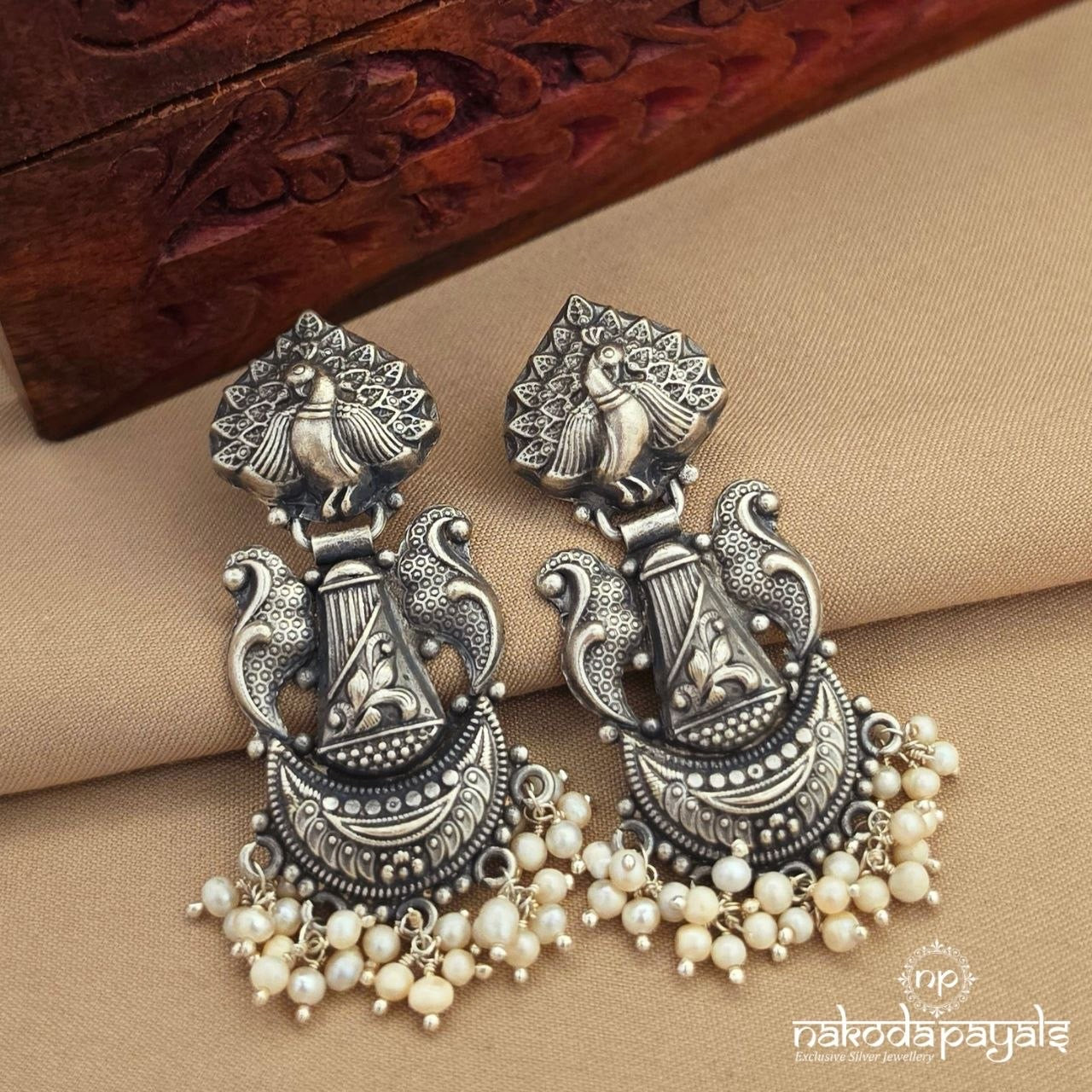 Elegant Peacock Pearl Drops Earrings (C4155)
