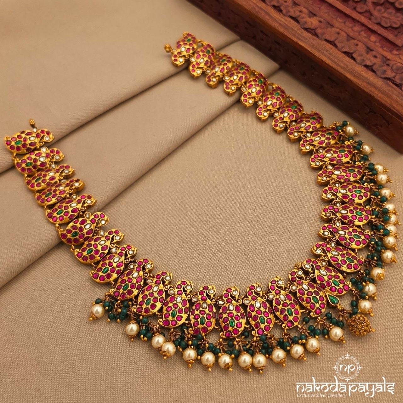 Grand Reversible Kundan Neckpiece (Gn10410)