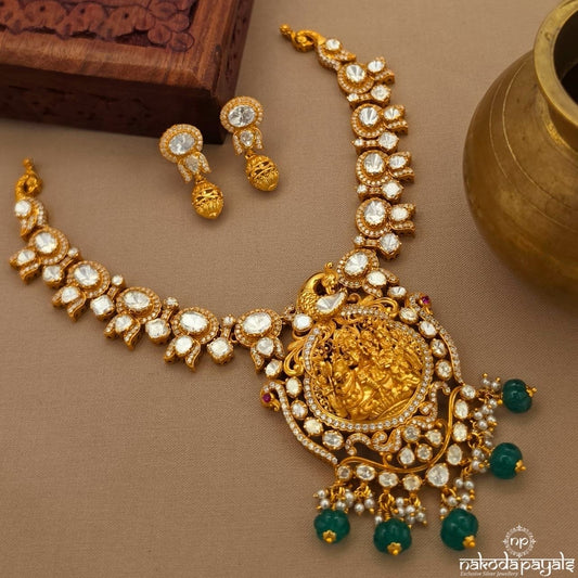 Graceful Green Moissanite Neckpiece With Earrings (Gn10414)