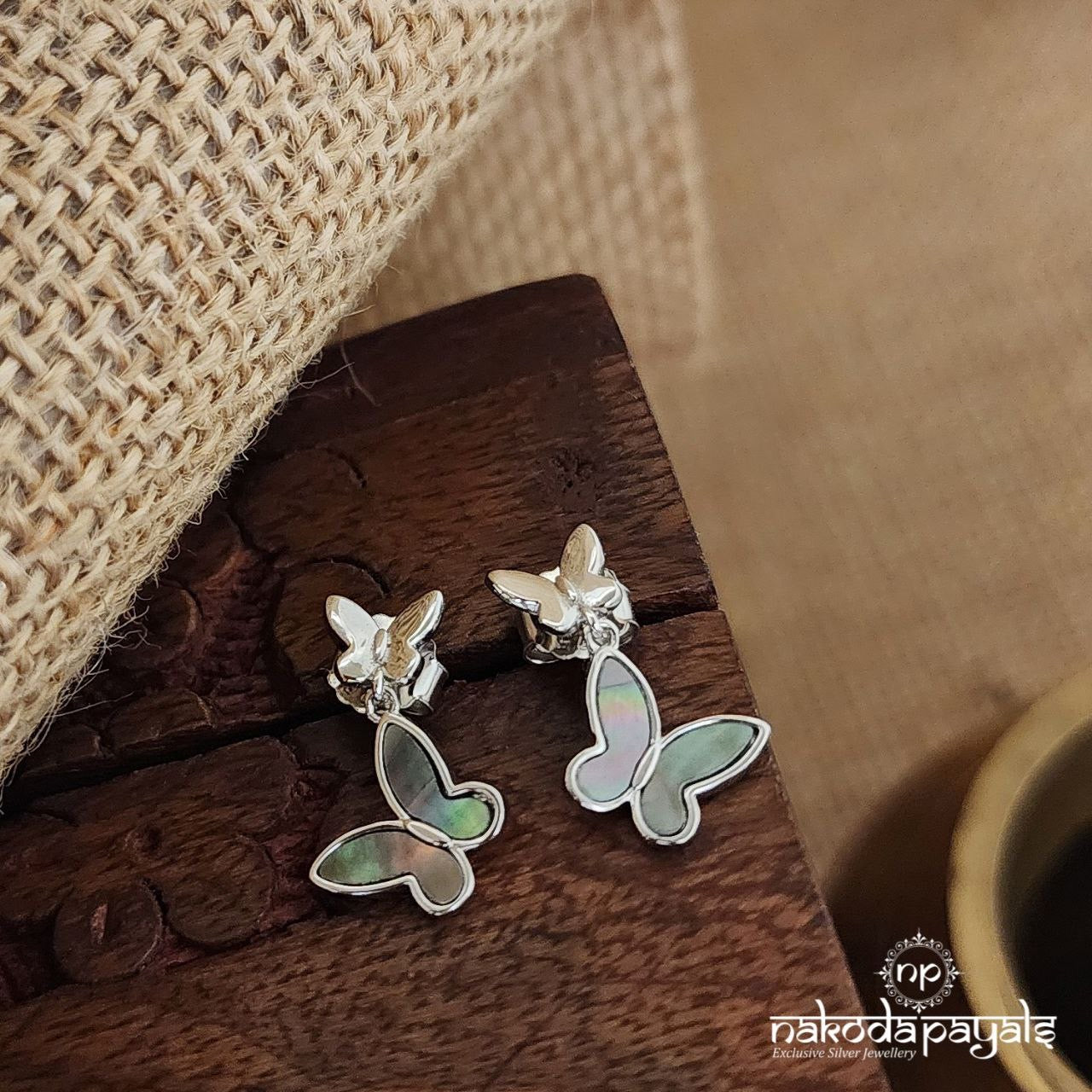 Twin Wings MOP Earrings (St3022)