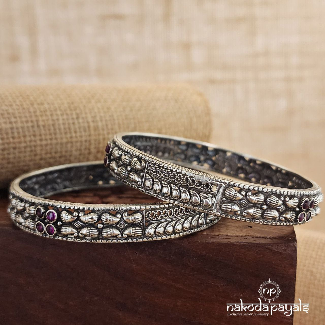 Blush Pink Mango Bangle Pair (K5031)