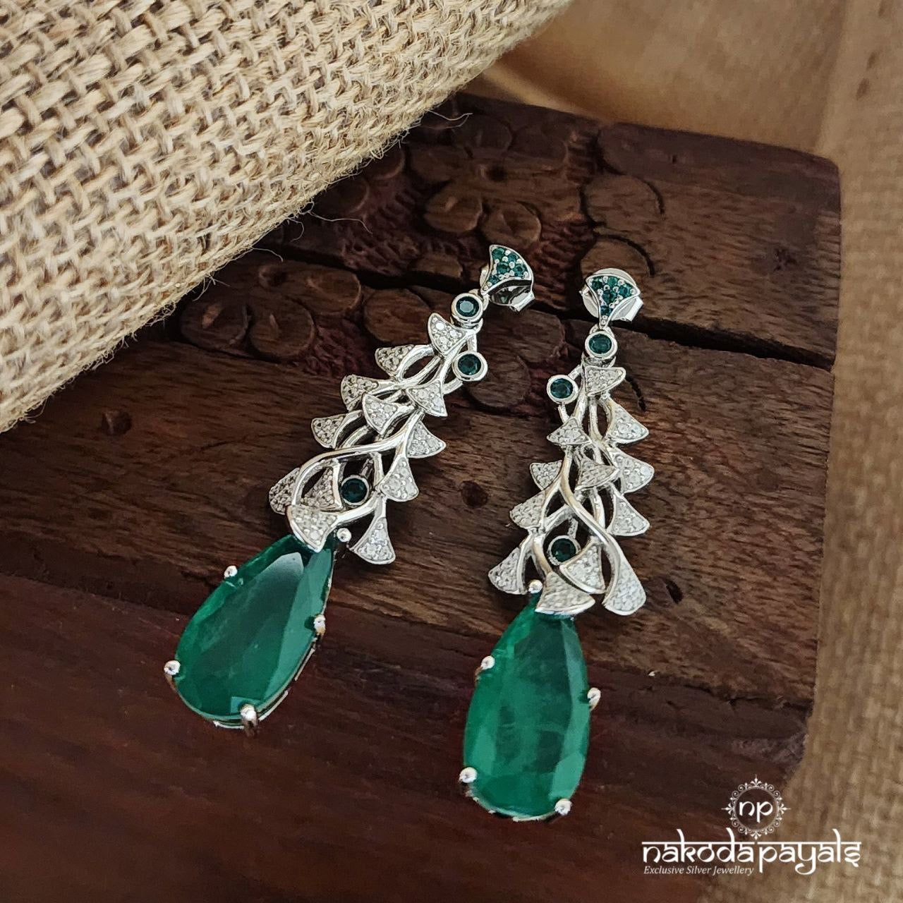 Green Drop Earrings (St3220)