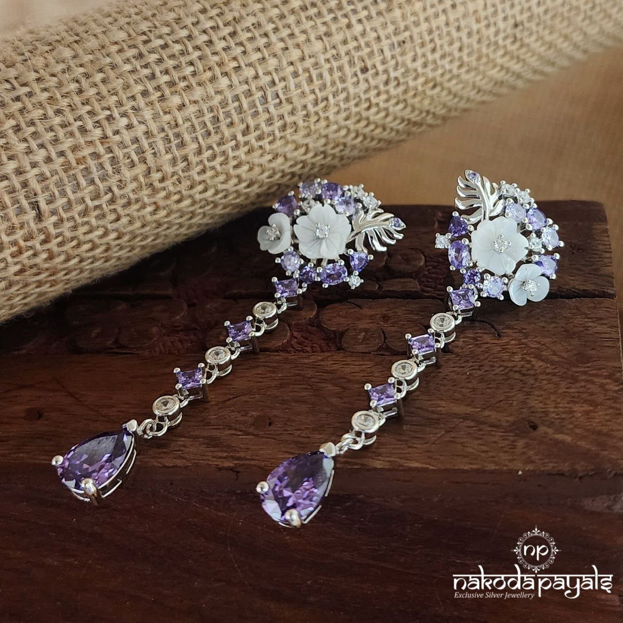 Lavender MOP Bloom Earrings (St3234)