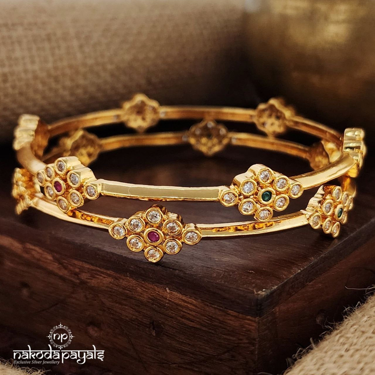 Elegant Kemp Bangles Pair (Gk2951)