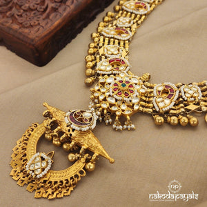 Eye Catching Kundan Neckpiece (Gn7288)