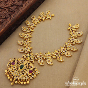 Blingy Floral Mango Neckpiece (Gn7298)