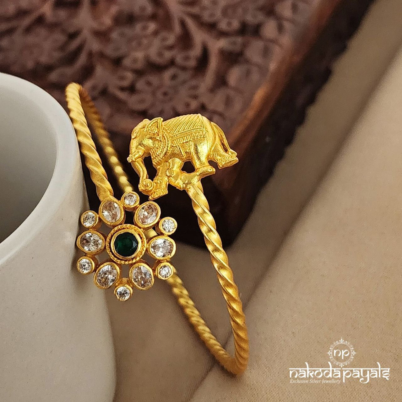 Floral Elephant Single Open Kada (Gk2564)