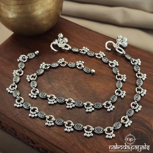 Elegant Linked Anklets (A6036)