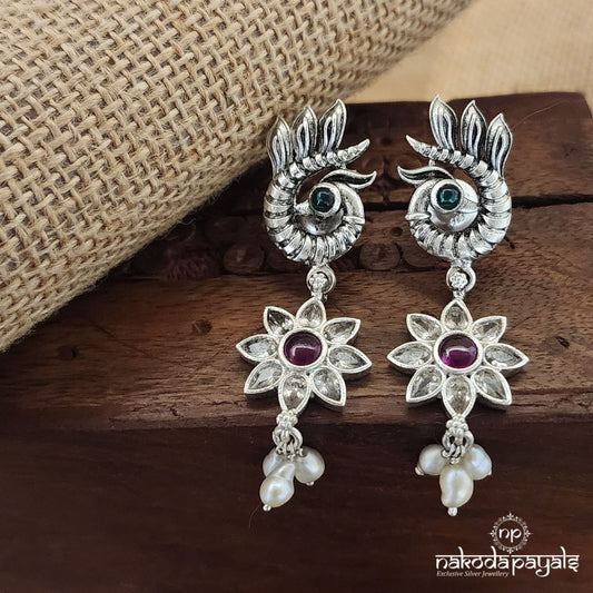 White Flower Earrings (C3100)