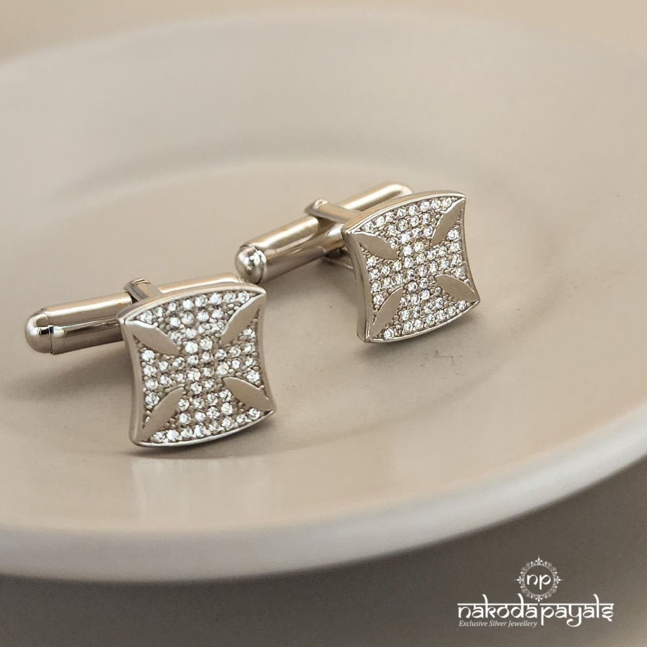 Heritage White Cufflinks (CF0201)