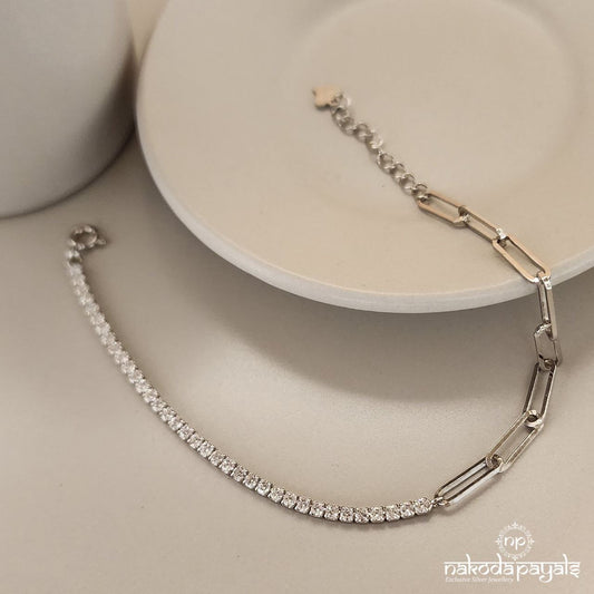 Elegant White Bracelet (Br1623)