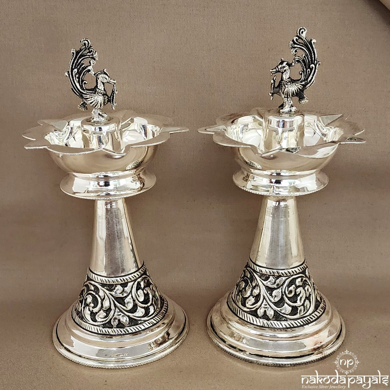 Deepam Pair (Aa0347)