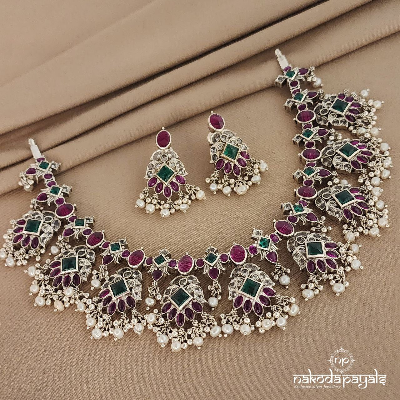 Lissome Neckpiece With Earrings (N8403)2