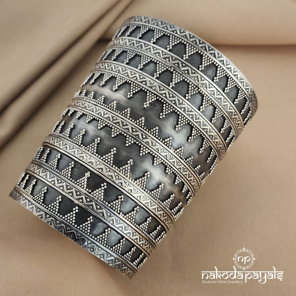 Oxidised Cuff Kada Single (K4059)