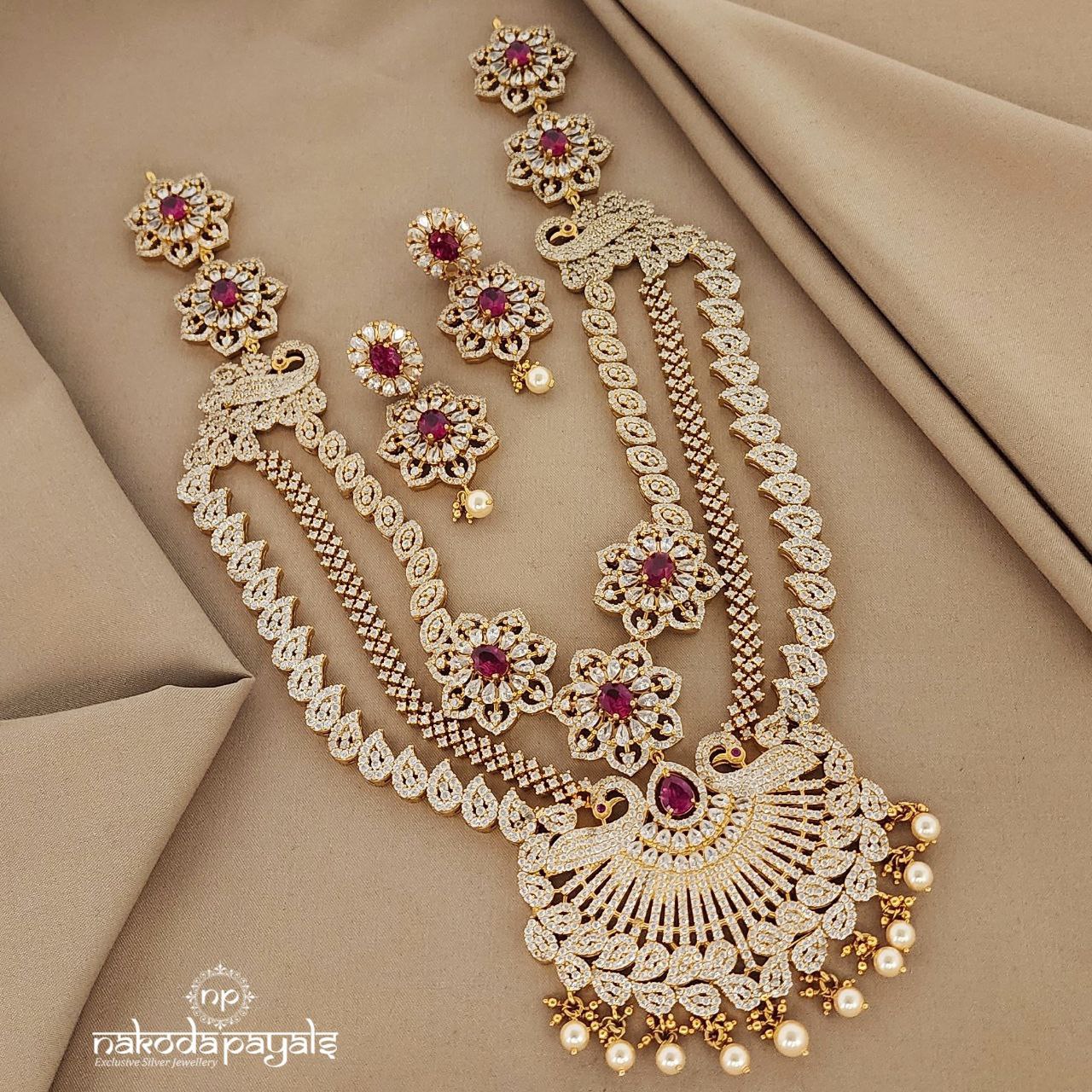 Impressive Neckpiece With Earrings (GN6035)