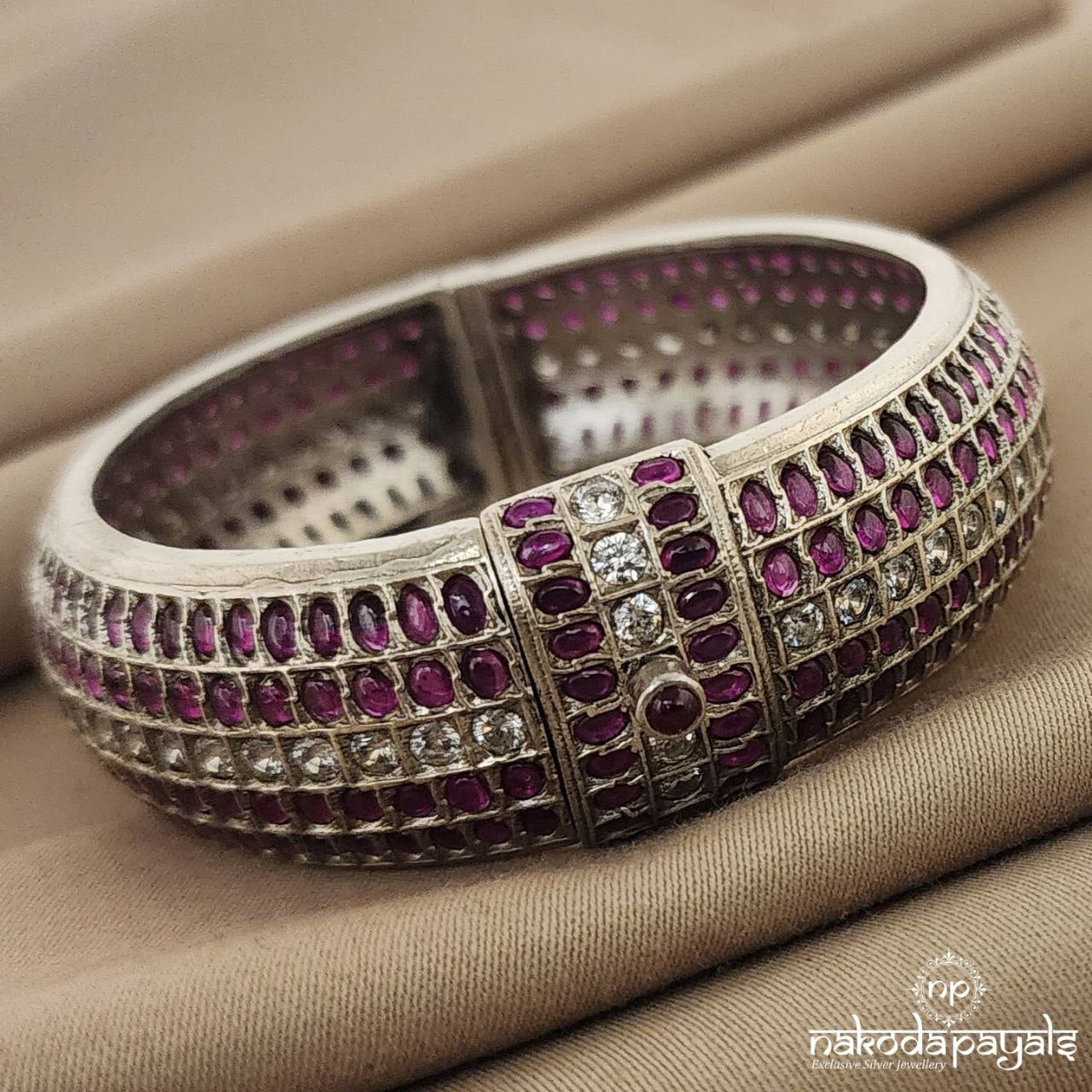 Openable Screw Kada Single (K4076)