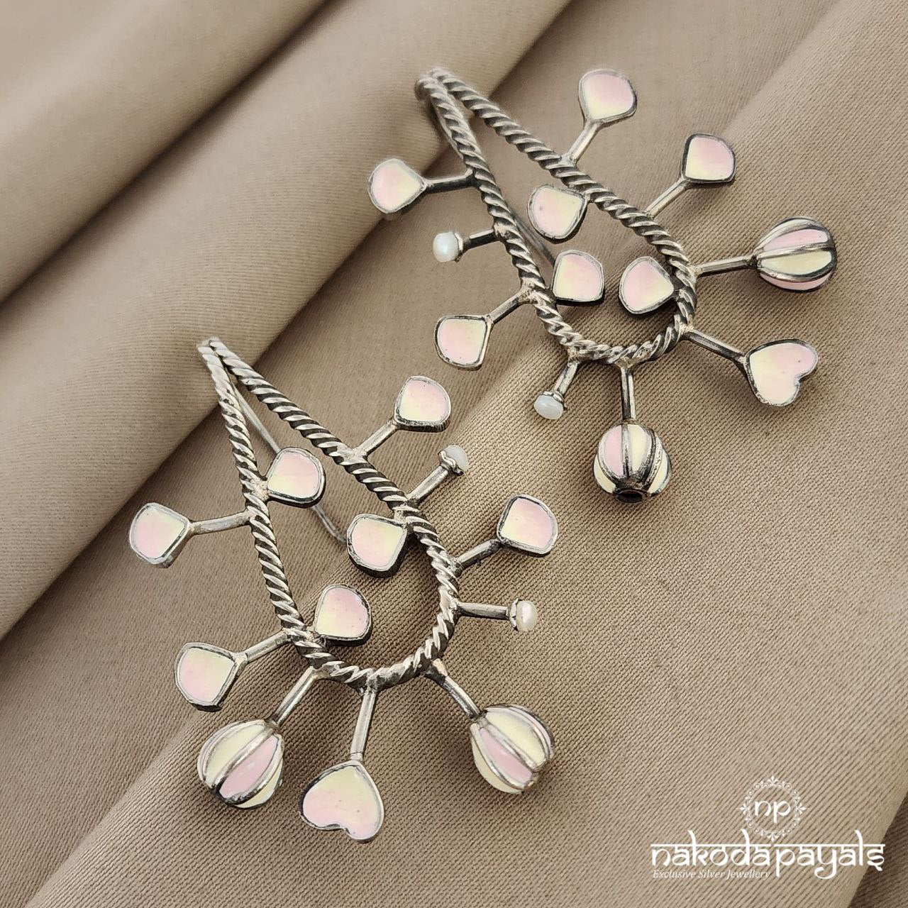 Enamel Hangings (C7266)