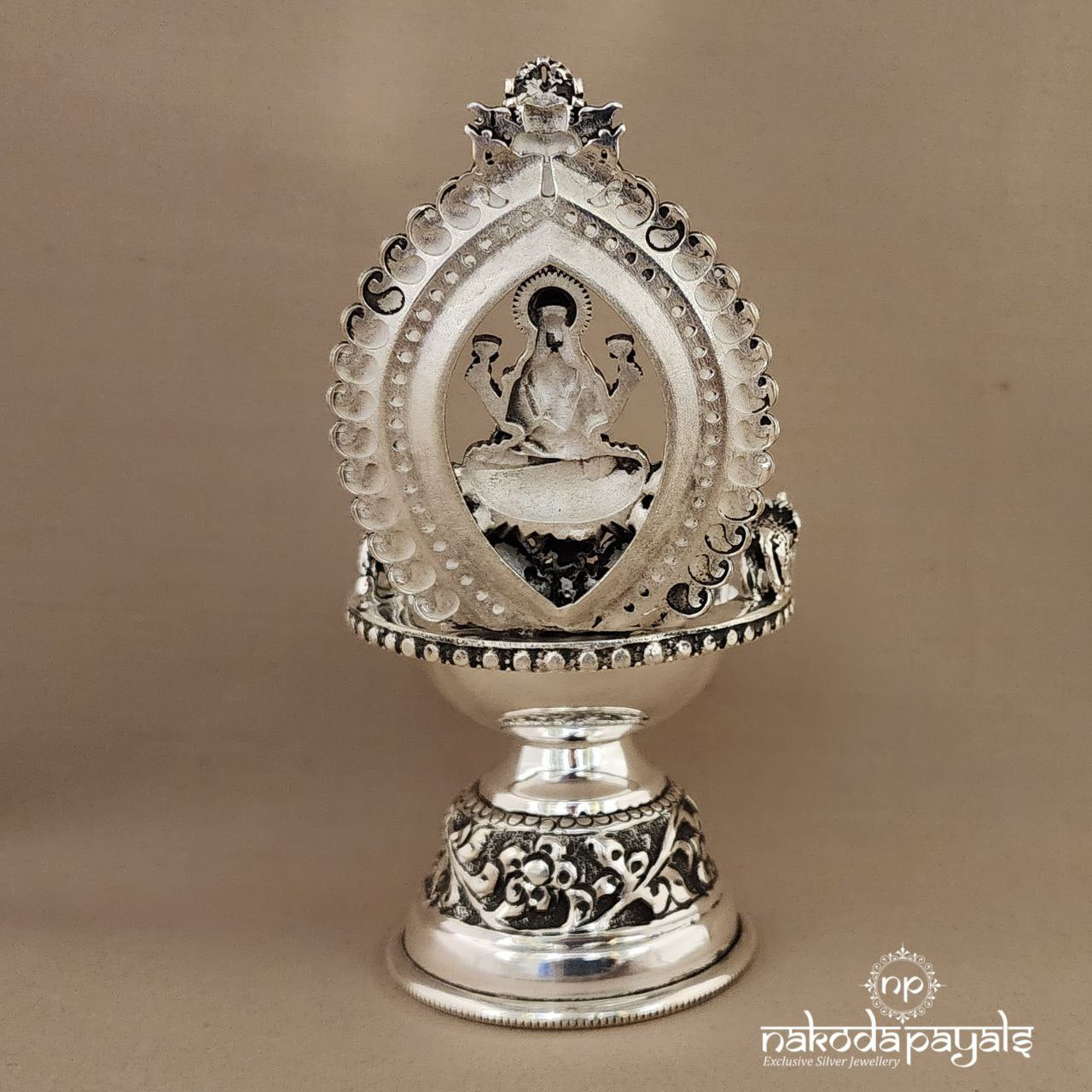 Lakshmi Deepam Single (Aa0364)