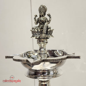Lakshmi Ganesha Deepam Pair (Aa0373)