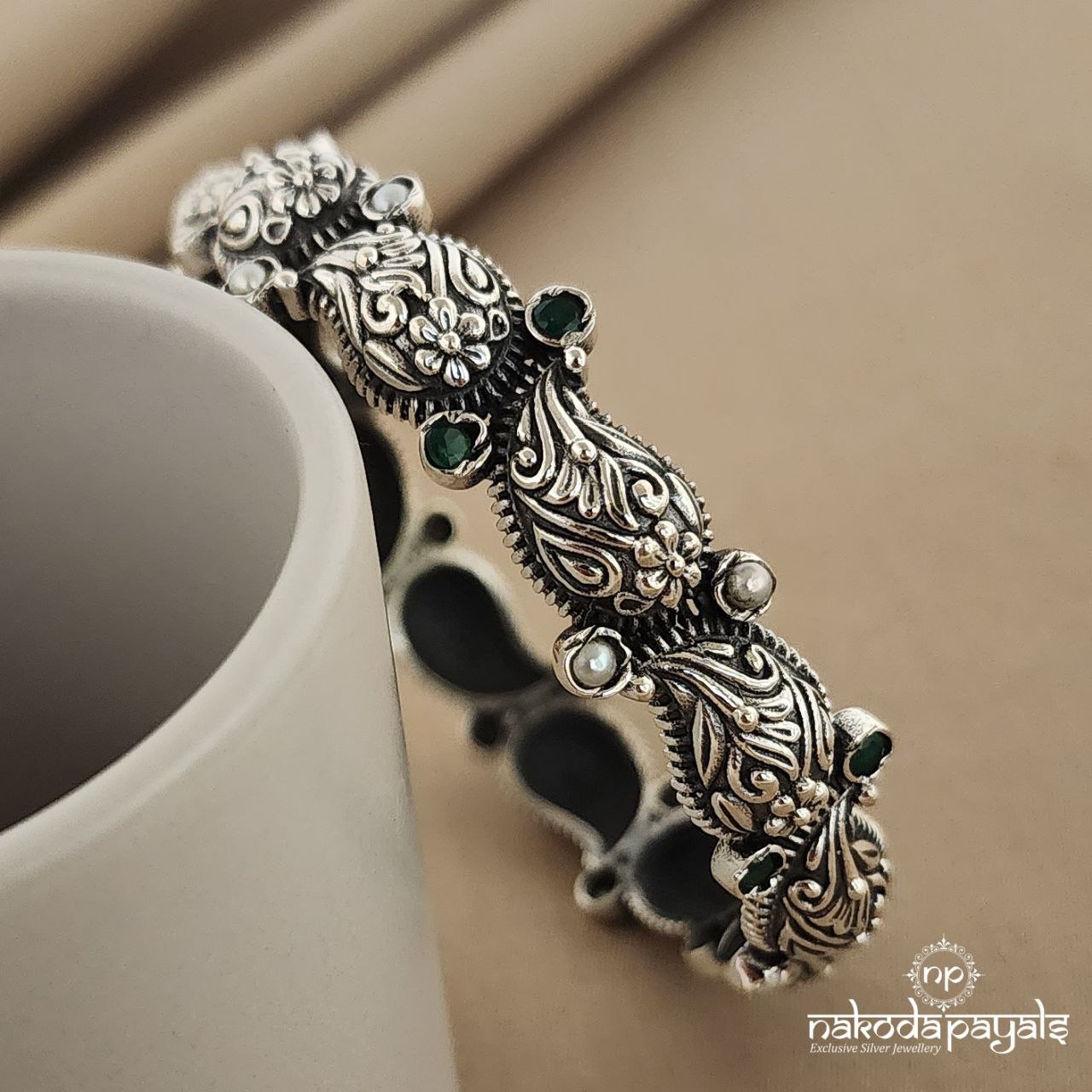 Conventional Mango Bangle Single (K4188)