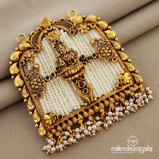 Pleasing Peacock Lakshmi Pendant (GP1529)