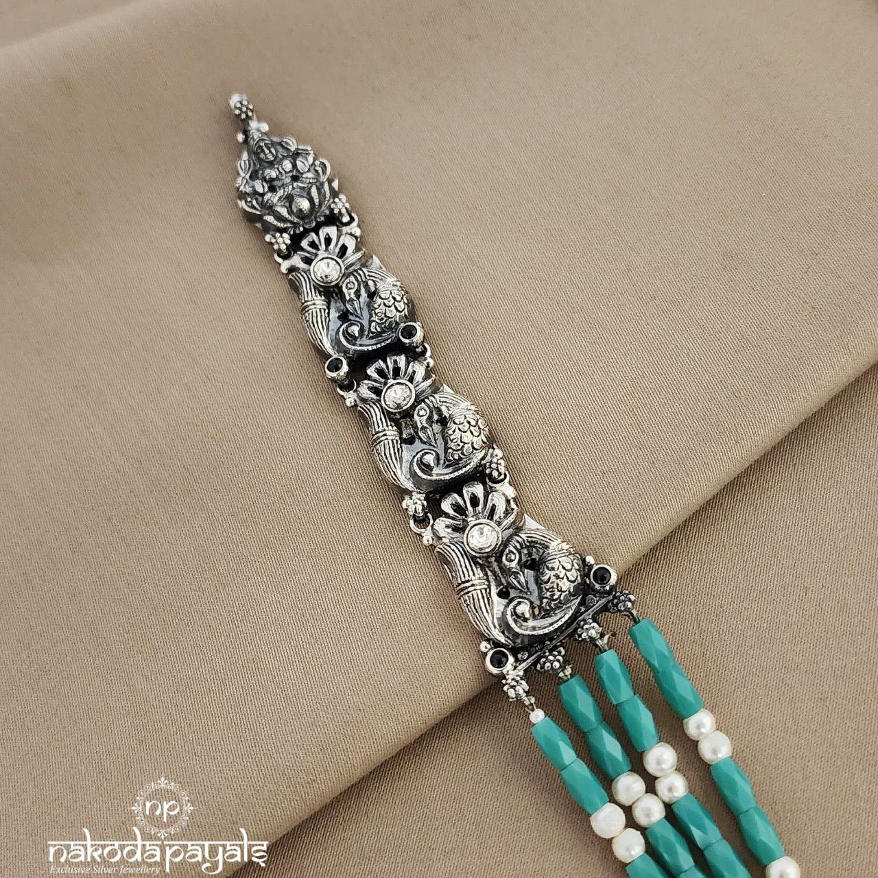 Handcrafted Turquoise Neckpiece (N8676)