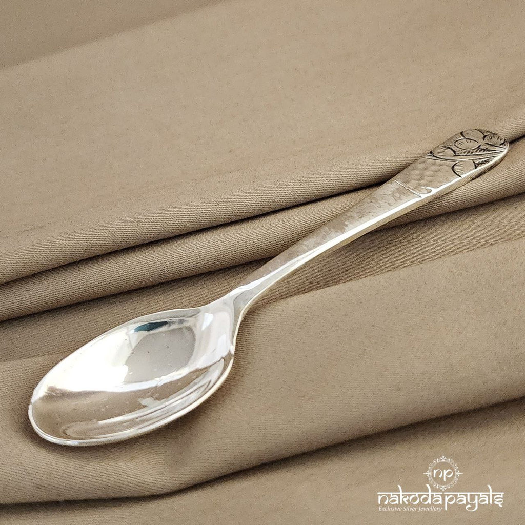 Silver spoon 4.5 inch long (Aa0431)