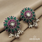 Beguiling Floral Studs (S8566)
