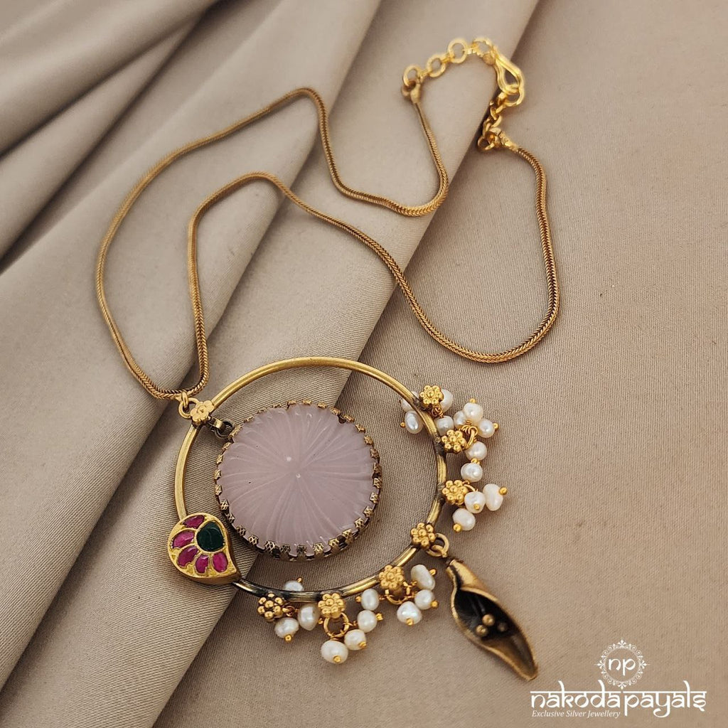 One Of A Kind Appealing Pink Neckpiece (GN6373)