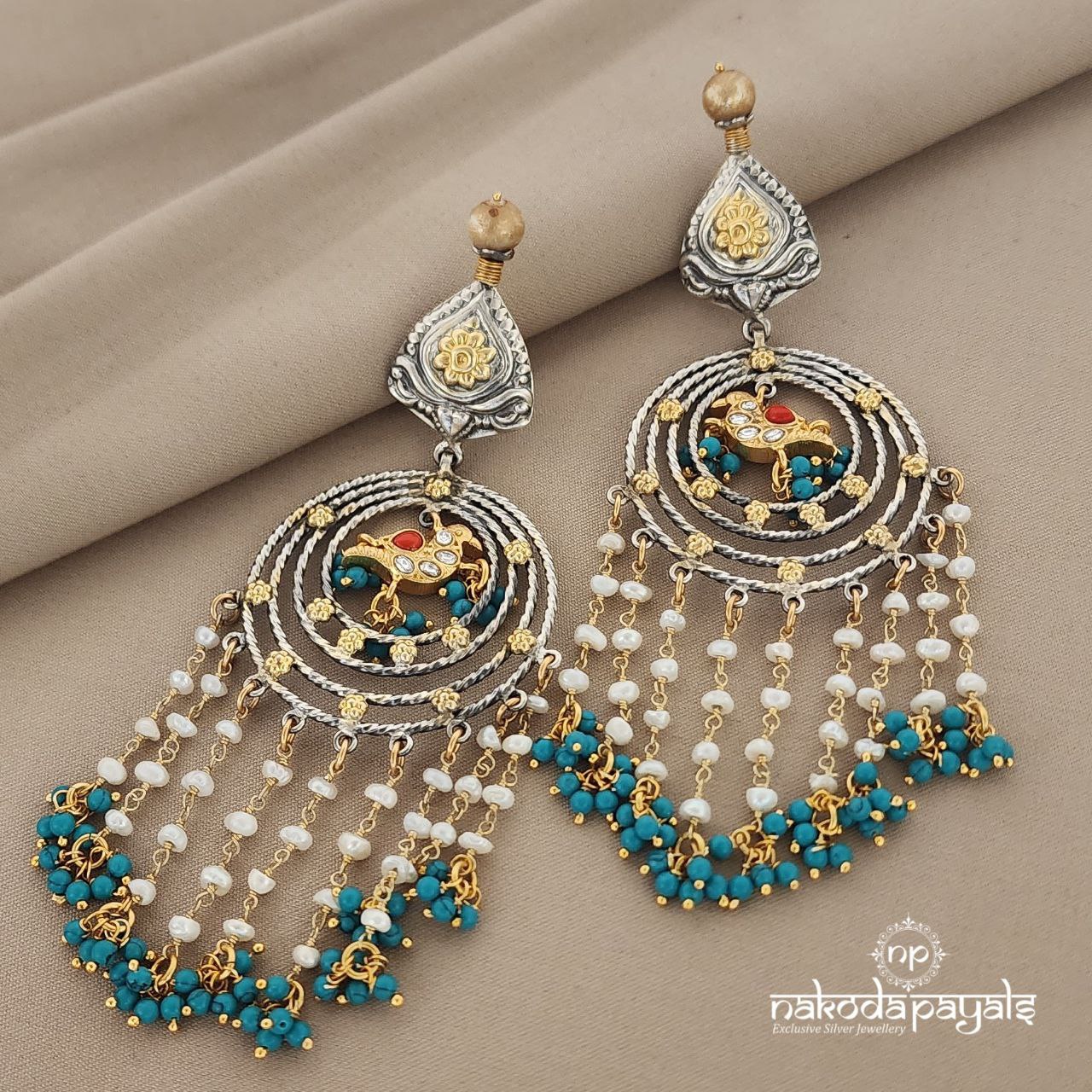 Captivating Hoop Chandbali (DT0780)