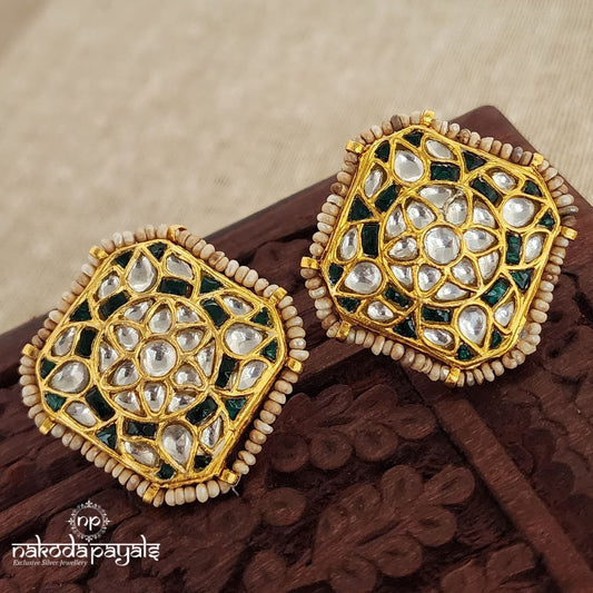 Green Kundan Pearl Studs (GE6384)