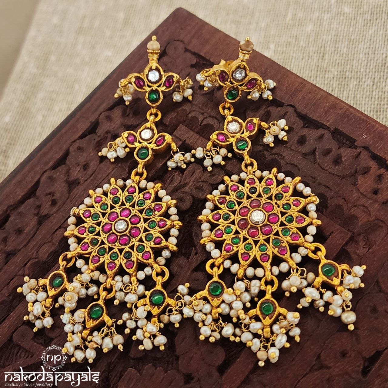 Arousing Kundan Chandbali (GE6402)