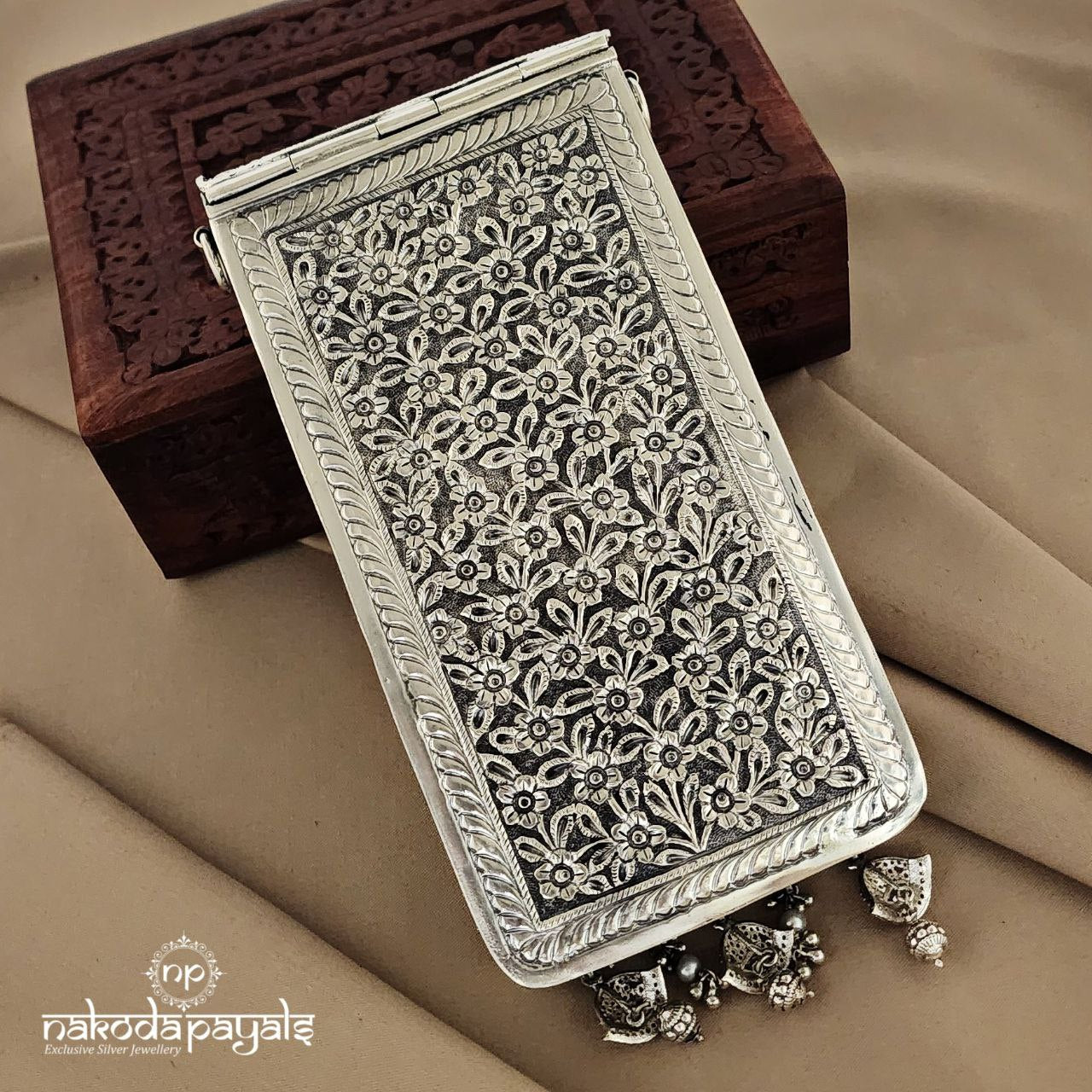 Boast Silver Small Clutch (ESA0168)