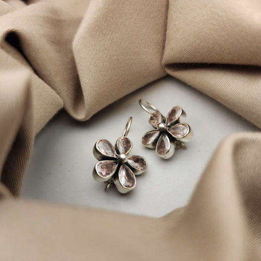 Pent Petal Hangings (H1675)