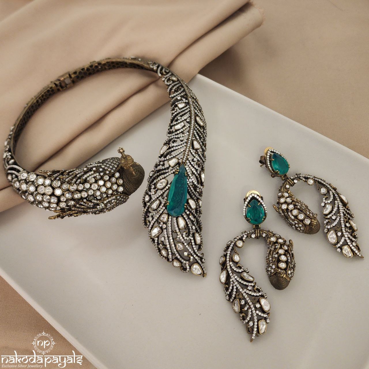 Premium Peacock Front Openable Hasli With Earrings(GN6524)