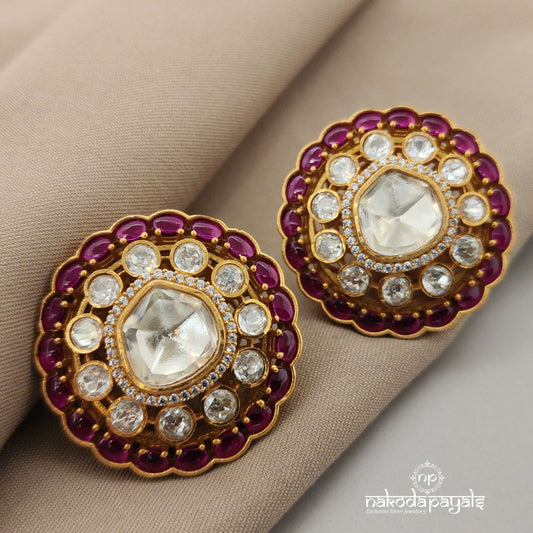 Arresting Kemp Moissanite Studs (GE6643)