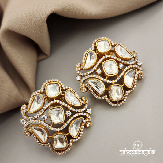 Pretty White Moissanite Studs (GE6647)