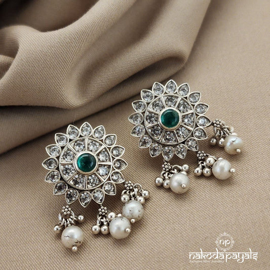 Engaging Green Studs (S8732)