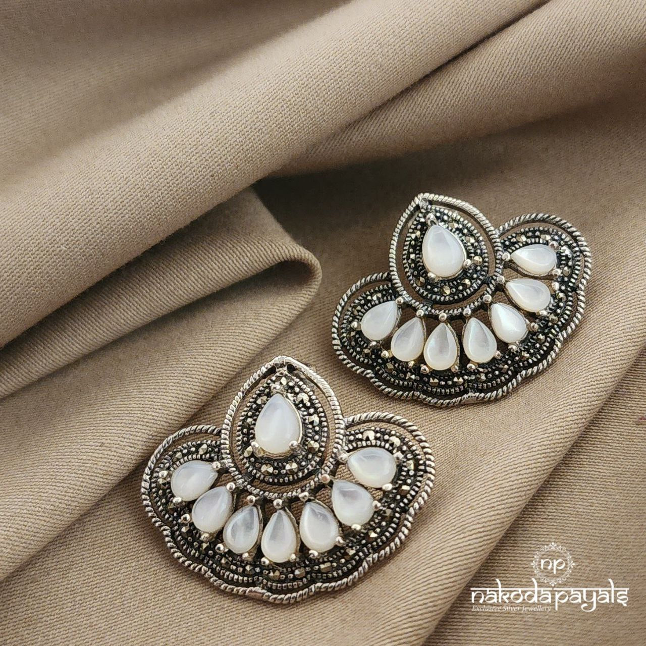 Classy Marcasite Earrings (St2224)