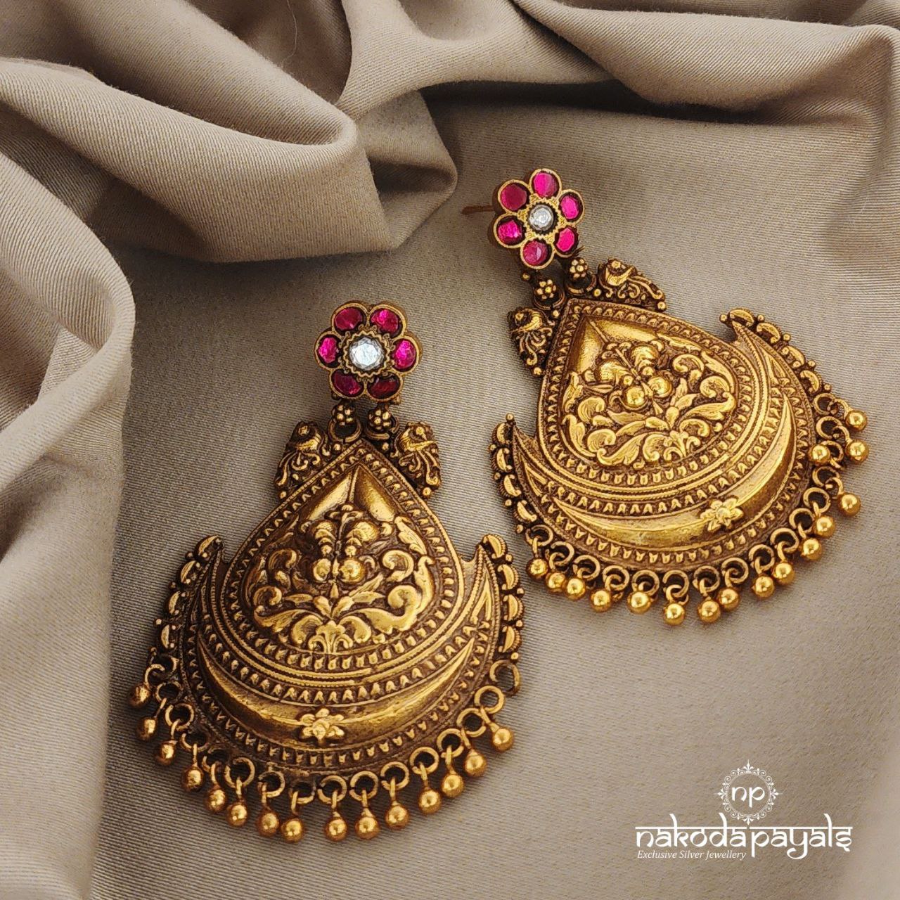 Golden Blossom Kundan Chandbali (Ge6815)