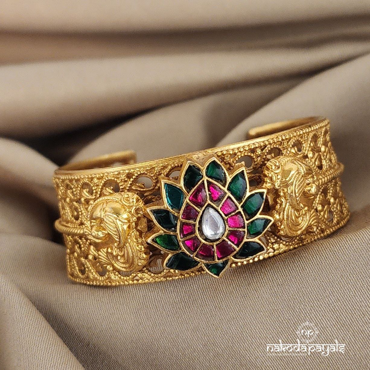 Classical Floral Harmony Cuff Kada Single (Gk2441)