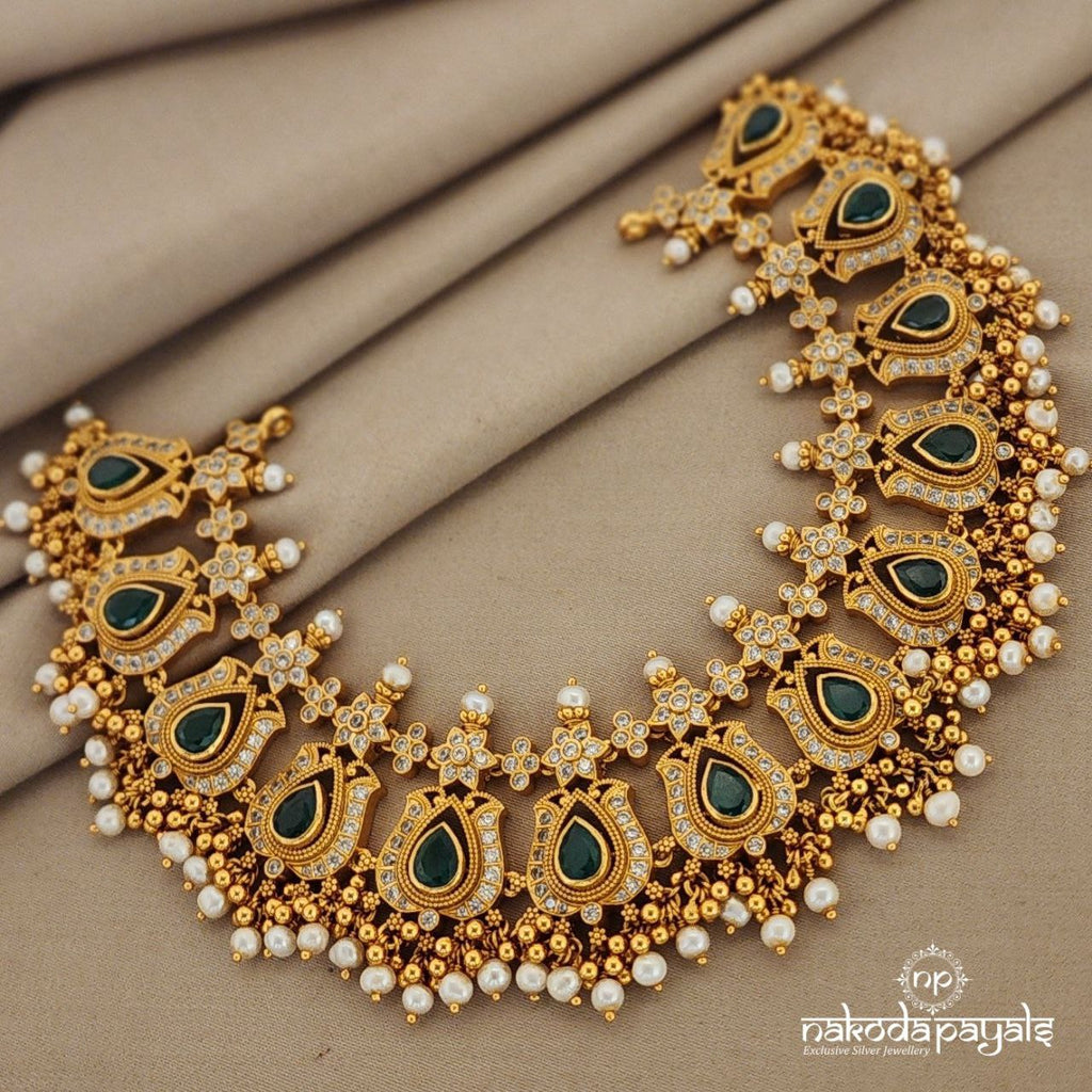 Resurgent Short Emerald Neckpiece (Gn6770)