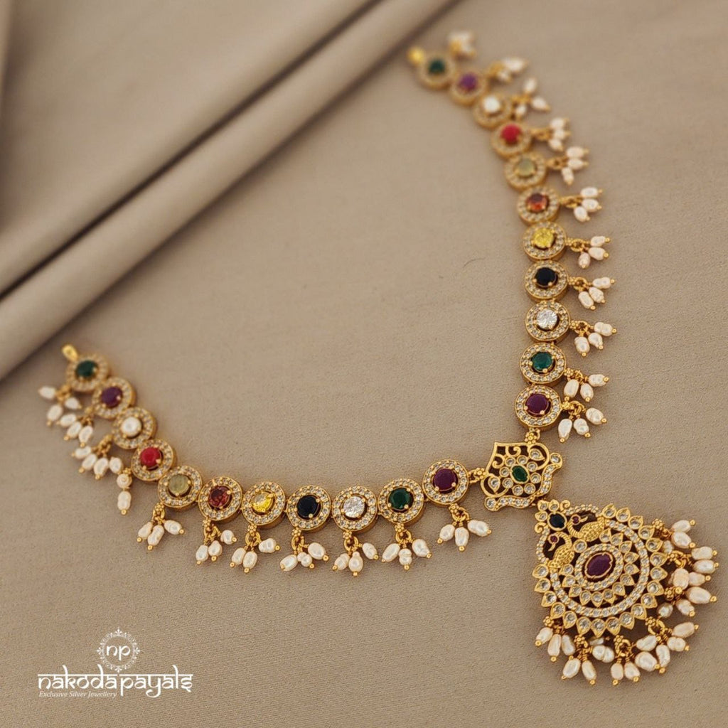 Navarathna  Dazzling Short neckpiece (Gn6786)