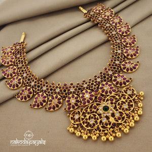 Hefty Kemp Mango Short Neckpiece (Gn6768)