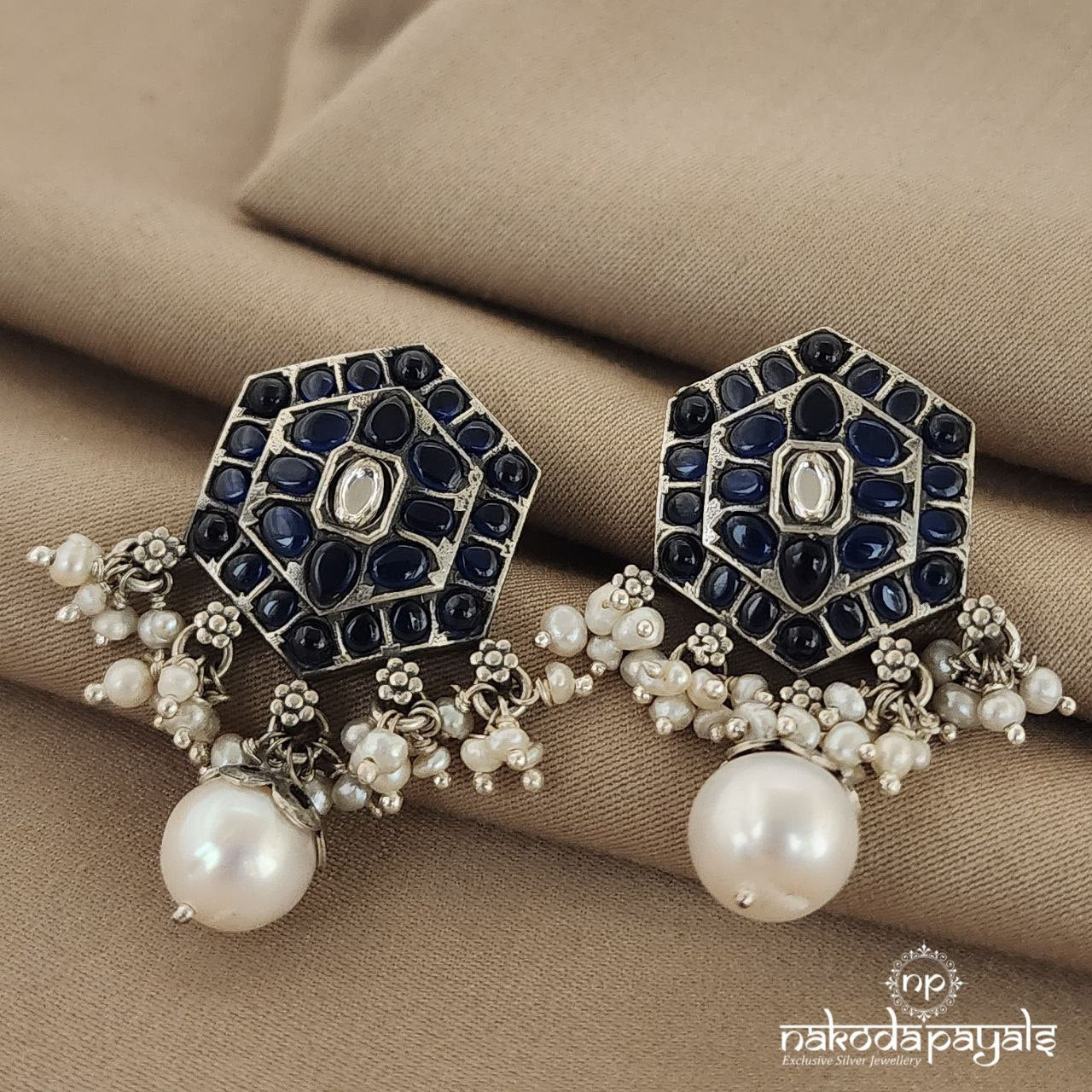 Sapphire Night Studs (S8822)