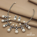 Pearl Cascade Neckpiece with Earrings (N9099)