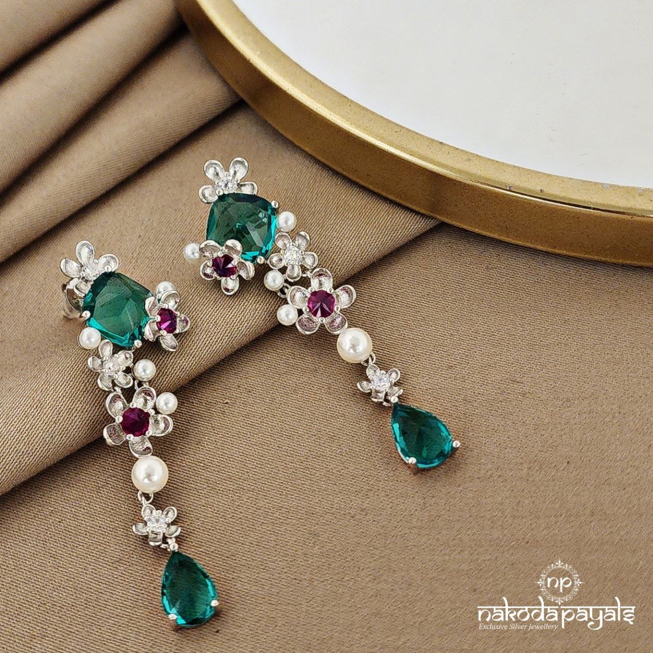 Greeny Floral Earrings (St2291)