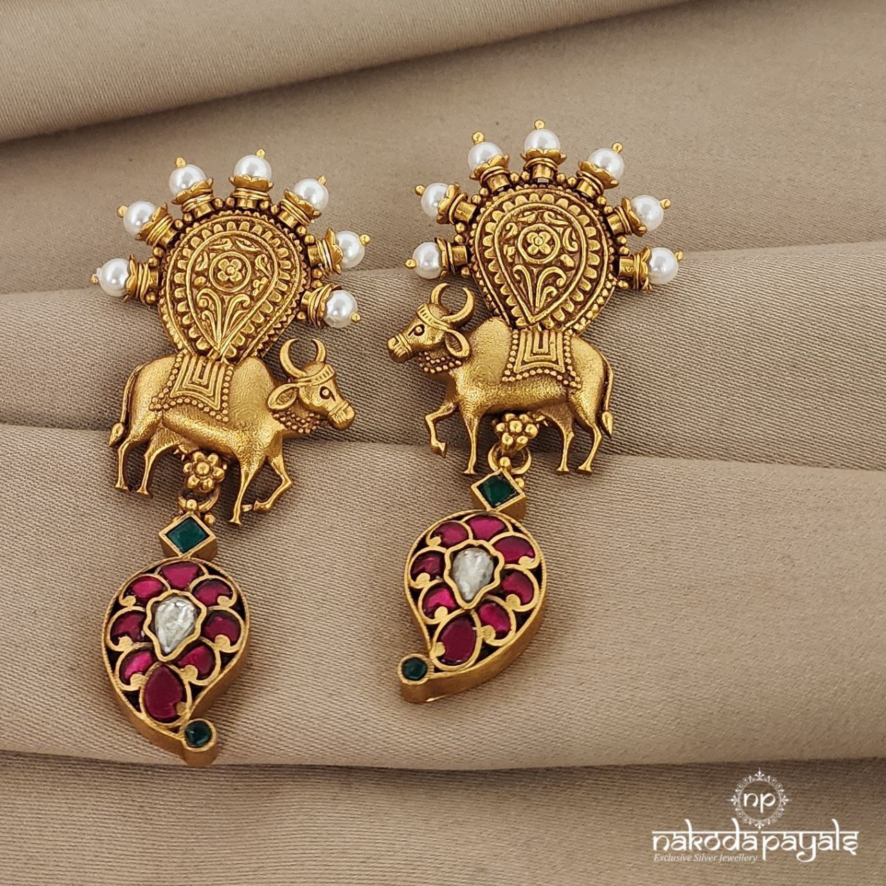 Cow with Kundan mini Mango Chandbali (Ge7029)